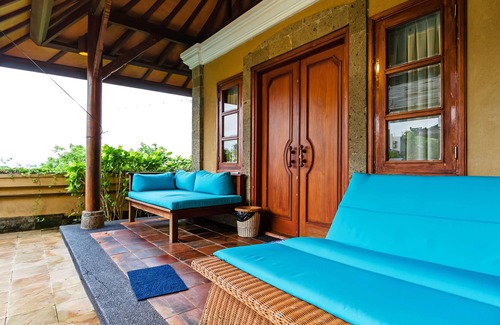Mumbul Villa | Large pool villa, centrally located, close to Nusa Dua and Jimbaran beaches
