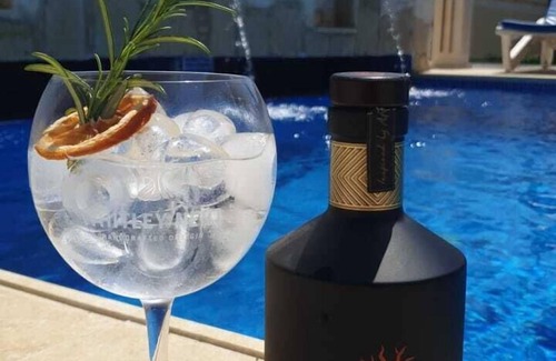 Kathikas Villa | Large Private Pool & Garden, Sleeps 8 , Family Friendly and Views of Troodos