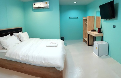 Nai Mueang House | Large room Calm, good weather. The house is private.