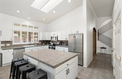 Paradise Park Vista House | LARGE Scottsdale Getaway! Heated Pool, Spa & Yard