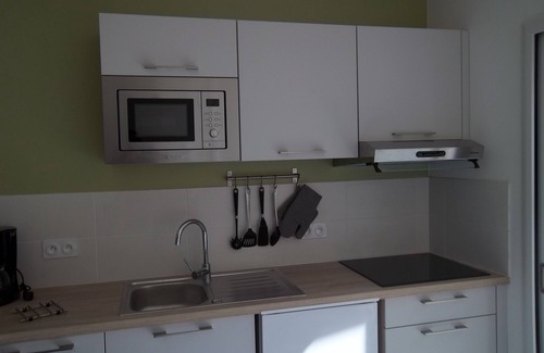 La Capte Apartment | Large Studio (26m2) with large terrace (17m2) 50m from the sea and beach.