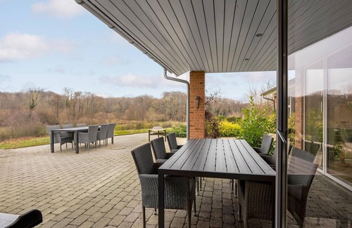 Kelstrup Strand House | Large vacation home in the south of Jutland.