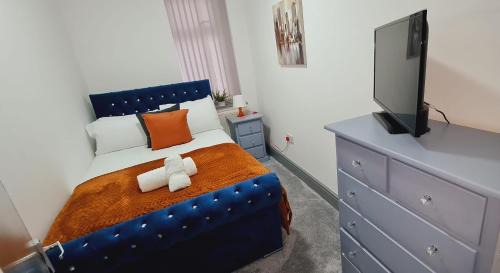 Levenshulme House | Large Victorian House 15 minutes from City Centre