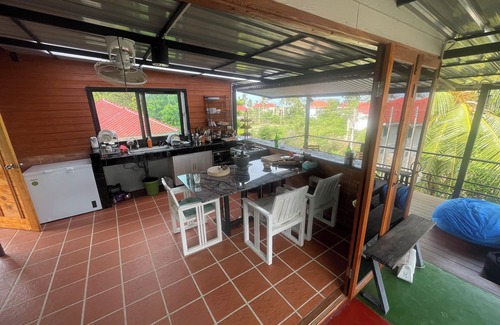 Sam Roi Yot Villa | Large villa near the beach in Sam Roi Yot, with gym and SUP. Quiet area.