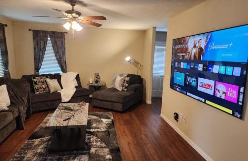 Houston House | Laribond's Place Houston Texas