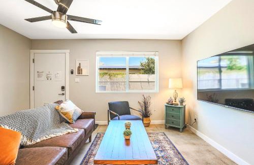 Camelback East Apartment | LaRocco On Turney Biltmore