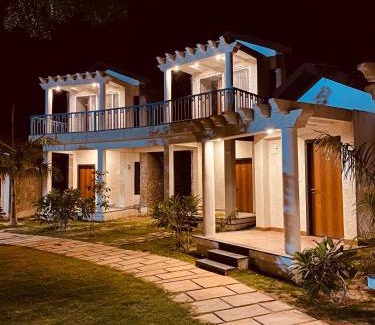 Village Hokra Resort | Las Cabanas Resort