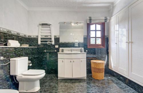 La Solana House | Las Monarcas