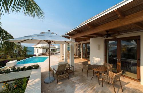 Pristine Bay Resort | Las Verandas Hotel & Villas