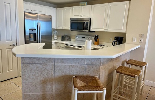 Miramar Beach Condo | LAST MINUTE SPECIAL WEEK OF OCT 11 -FREE BEACH SERVICE