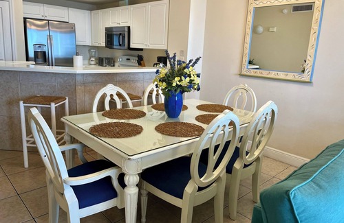Miramar Beach Condo | LAST MINUTE SPECIAL WEEK OF OCT 11 -FREE BEACH SERVICE