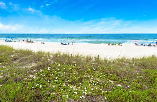 Fort Bay Apartment | Latitude 29 #25
