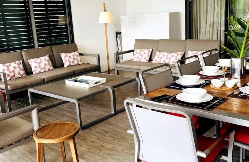 Grande Riviere Noire Apartment | Latitude Luxury Seafront Suite