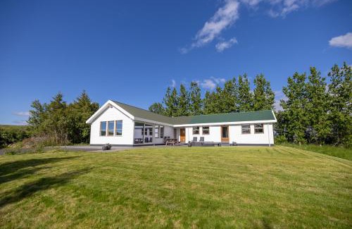 Reykholt Villa | Laugavellir - House
