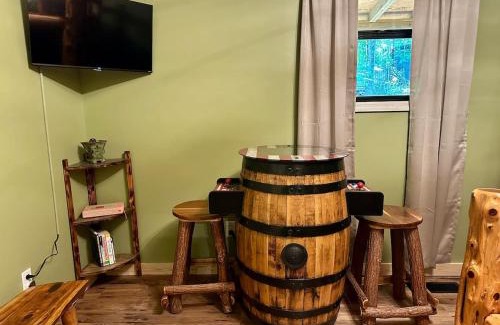 Cosby House | Laurelwood Luxury Cabin Hot Tub