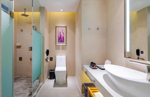 Lu County Hotel | Lavande Hotel Luzhou Lufu Wanfu Daduhui