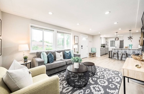 Kipling House | Lavish Indoor/Outdoor Retreat 15 Min to DT Denver