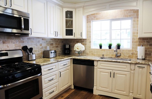 Southwest Anaheim House | Lavish Pool/Jac Home: Game Room 1.1 Mi Walk2Disney