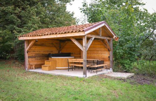 gmina Wilczeta Villa | Lawki Booking