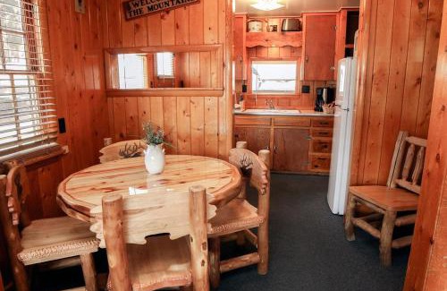 Estes Park House | Lazy R Cottages- 2 cabin