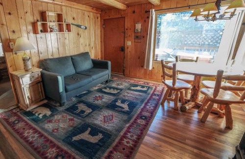 Estes Park House | Lazy R Cottages- 3 cabin