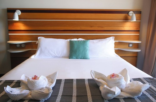 Saint-Pierre Hotel | Le Battant Des Lames