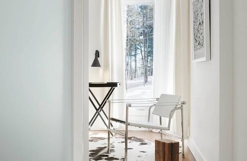 Saint-Jean-de-Matha House | Le Bauhaus I Heated pool I SPA I Sauna I Wood fireplac