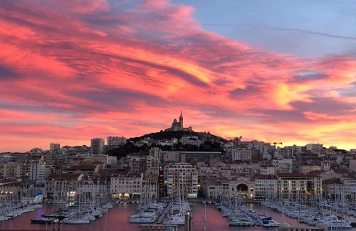 Hotel-de-Ville Apartment | Le Belvédère du Vieux-Port - Amazing View