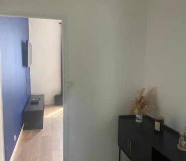 Saint-Amand-Montrond Apartment | Le Billeron