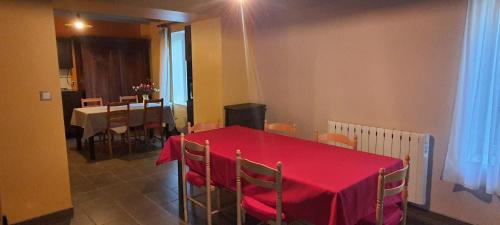 Les Echets House | Le bois de l'étang - Gîte 3 étoiles - 6 pers