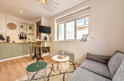 Saint-Marc Apartment | Le Botanique ~ Proche Centre ~ Arrivée Autonome