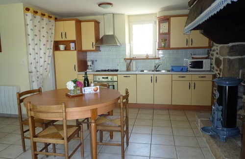 Scrignac Cottage | LE BUIS Small character gîte in the Monts d'Arrée mountains
