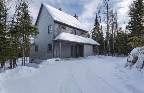 Petite-Riviere-Saint-Francois Ski Chalet | Le Chalet des Bleuets - Plaisir, nature et confort