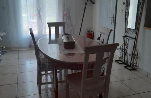 Viviers Apartment | LE CALME