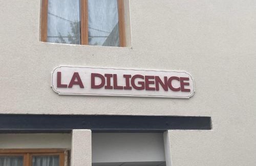 Saint-Jean-de-Losne Apartment | Le carrosse, la diligence, centre Saint Jean de Losne tarif 2pers 1 chambre, tarif 4 pers 2 chambres