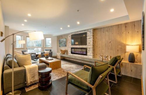 Blackcomb Apartment | Le Chamois 508 by Outpost Whistler
