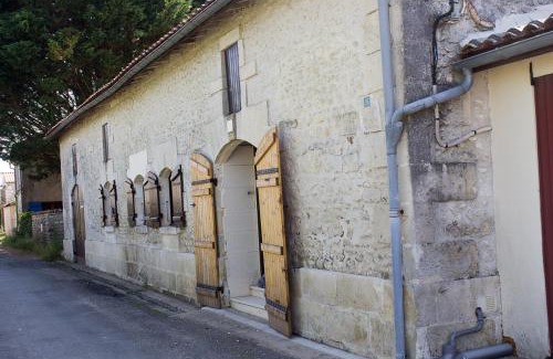 Saint-Fort-sur-Gironde Bed & Breakfast | Le Charhido