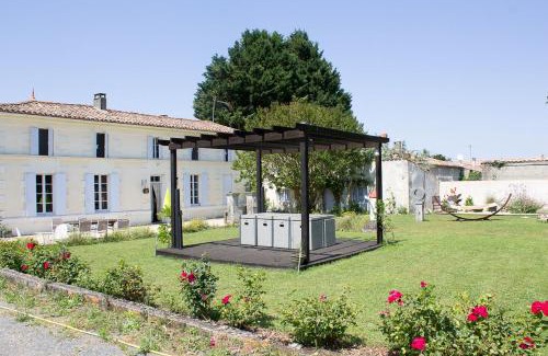 Saint-Fort-sur-Gironde Bed & Breakfast | Le Charhido