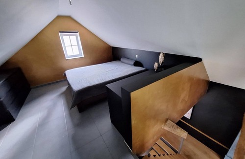 Ohey House | Le Charme des Pierres, Maison D'hôte