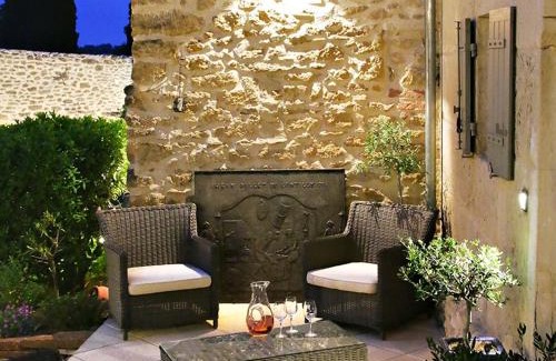 Grignan House | Le Clos de la Tuilière