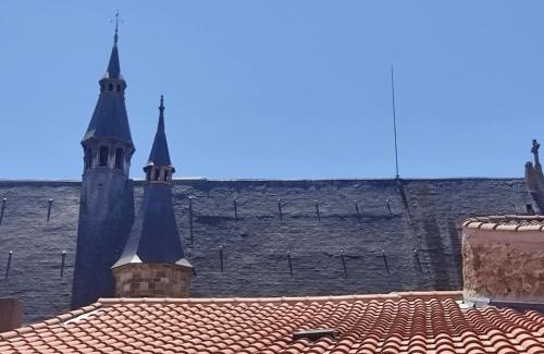 Vic-le-Comte Apartment | Le Cocon Toit