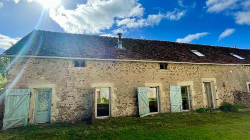 Thollet House | Le Coin Perdu