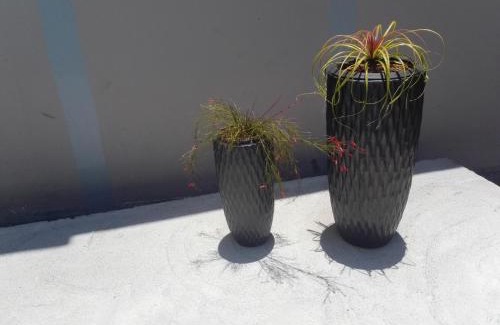 La Grande Montee Apartment | LE COLONIAL, T4 à 5 mn Aeroport dans villa de standing