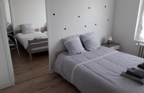 Savigny-Levescault Hotel | Le Corto