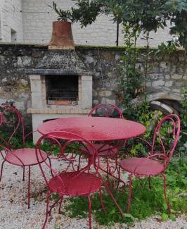 L'Ile-Bouchard House | Le Cottage et la Tiny des Cartes - 2 maisons