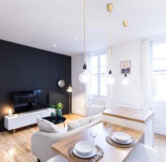 Jacquard - Prefecture Apartment | Le Crêt - Place Jean Jaurès