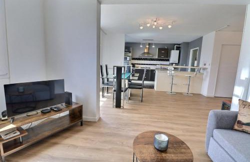 Troyes Apartment | Le Factory - Grand & Lumineux - Mon Groom