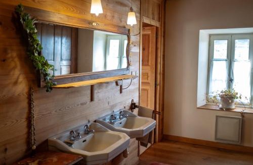 Le Bouchet-Saint-Nicolas Bed & Breakfast | Le Flambeau