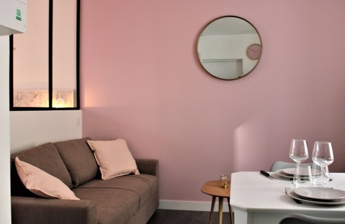 Pontivy Apartment | Le Flamingo - Wifi - 400m centre Pontivy