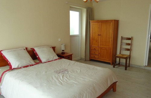Bournan Other | Le gîte des chevrettes, on a farm, heated indoor swimming pool, castles